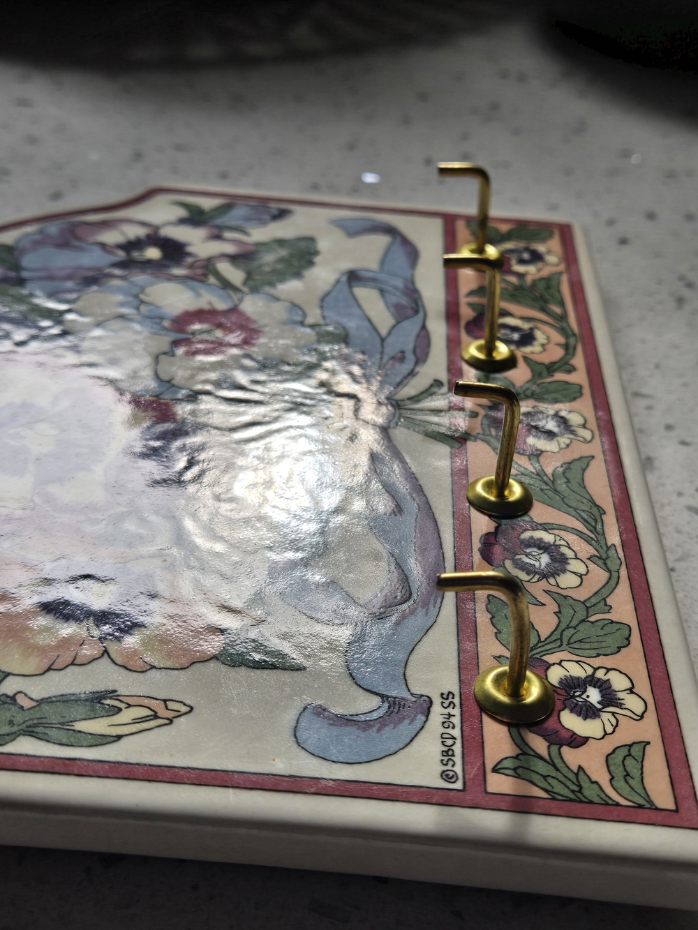 Vintage Santa Barbara Ceramic Design Floral Key Rack - Picture 5 of 7